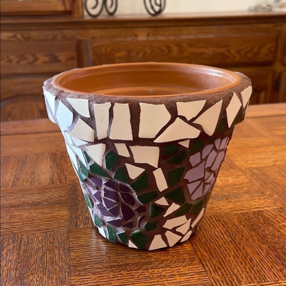 Handmade signed circa 2002 hydrangeas Mosaic Terracotta Flower Pot